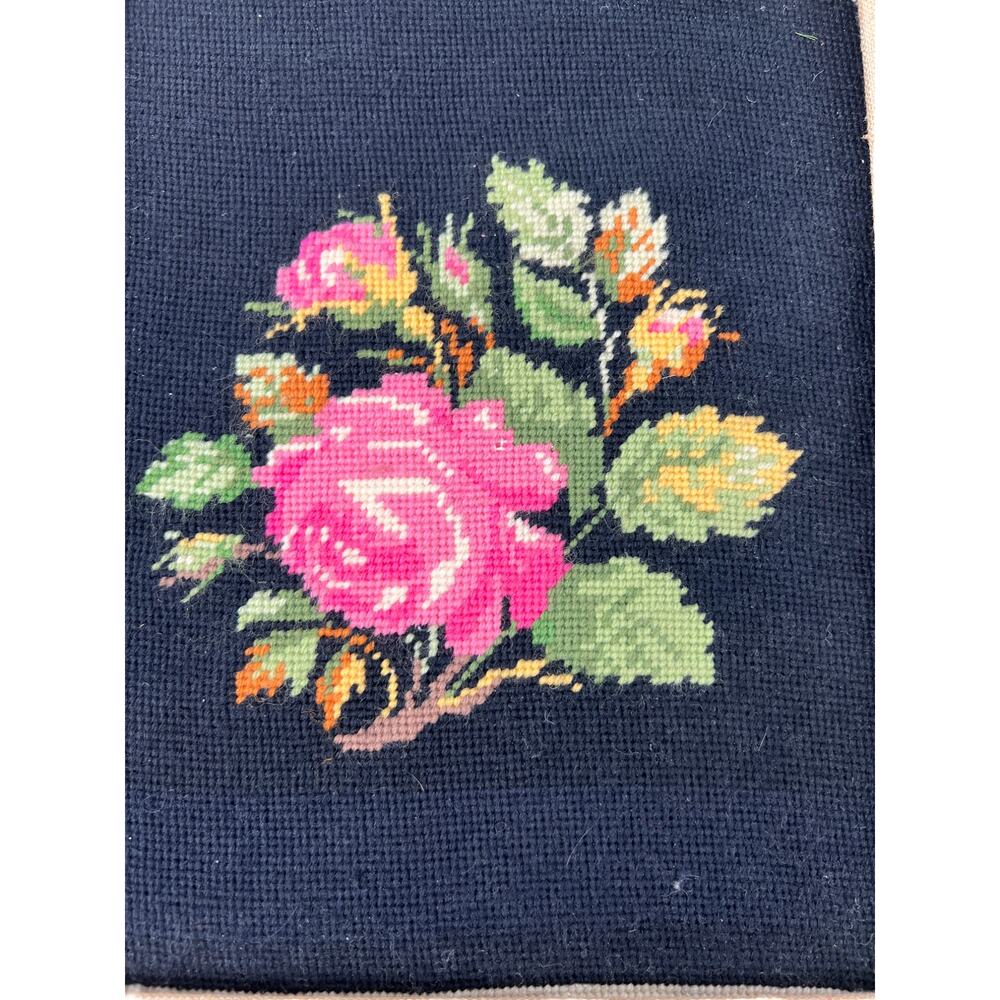 Needlepoint Floral Antique Vintage Gold Gilt Frame Embroidered Picture Wall Art - Picture 5 of 6